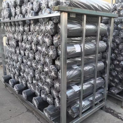 70-180GSM نسيج مكافحة الأعشاب غير المنسوج من PP الأسود والأخضر للزراعة، غطاء الأعشاب