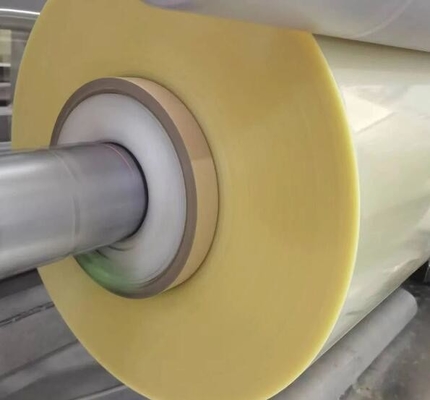 لفة فيلم متقلص من PVC للحرارة الملصقات تغليف البروتينات البودرة الزجاجات العصير العلب المائية المشروبات الزجاجية